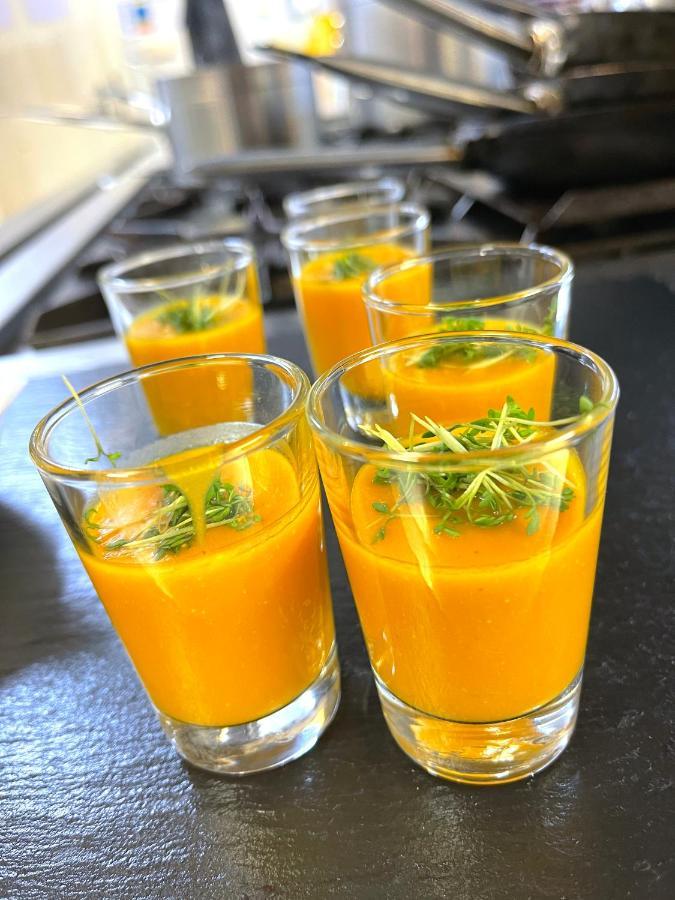 柯罗尼酒店 柯尼希斯温特 外观 照片